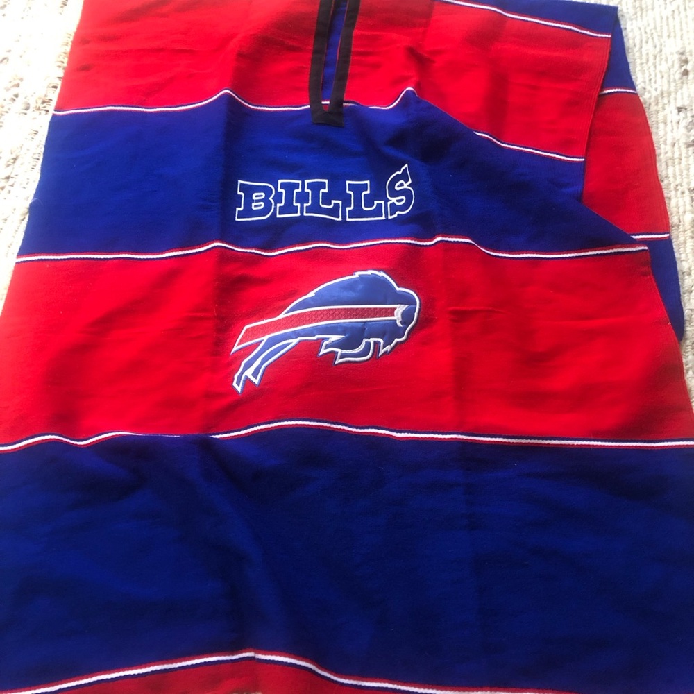Buffalo Bills men’s Mexican style poncho